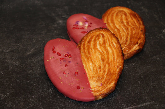 Raspberry and rose palmier